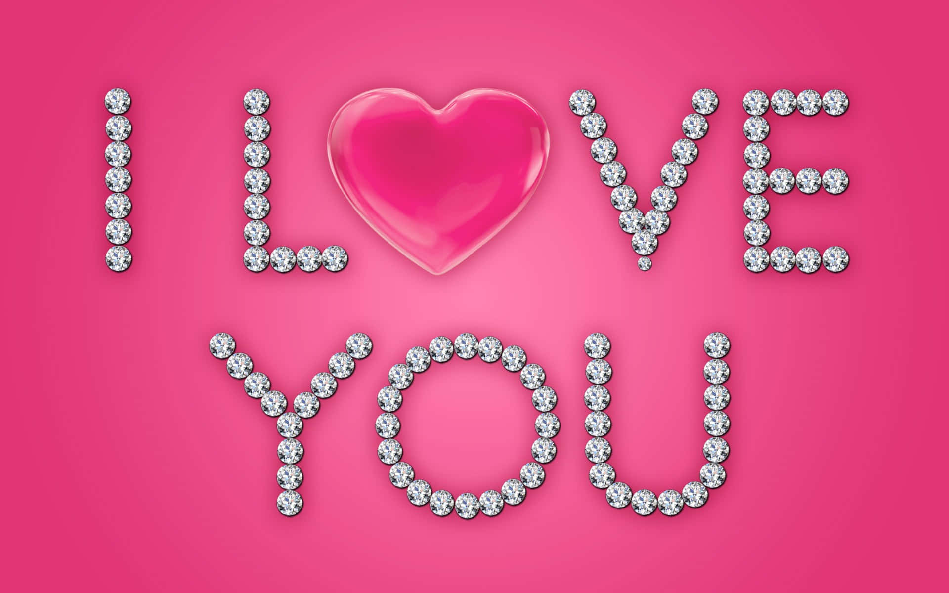 我愛你 桌布 壁紙 — 一個閃亮的粉紅色心形取代了「I LOVE YOU」中的「O」，這些字母由閃爍的鑽石拼成，背景是鮮豔的粉紅色。