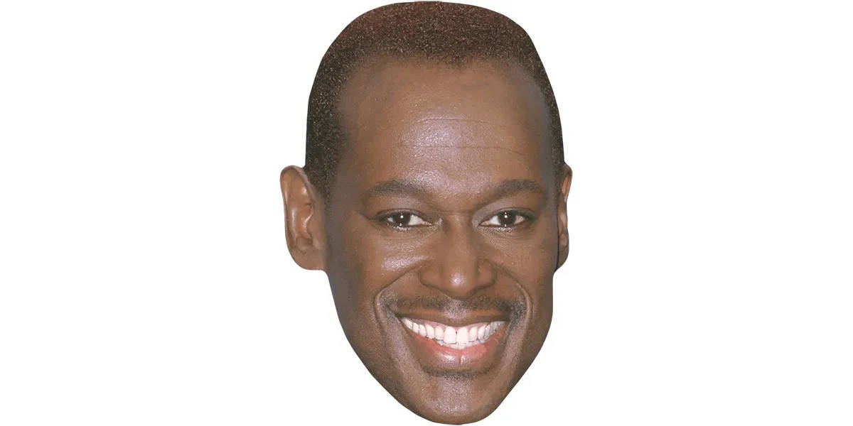 Smile 桌布 壁紙 — 一個開心微笑的男人面孔剪影，短黑髮，在純白背景上。