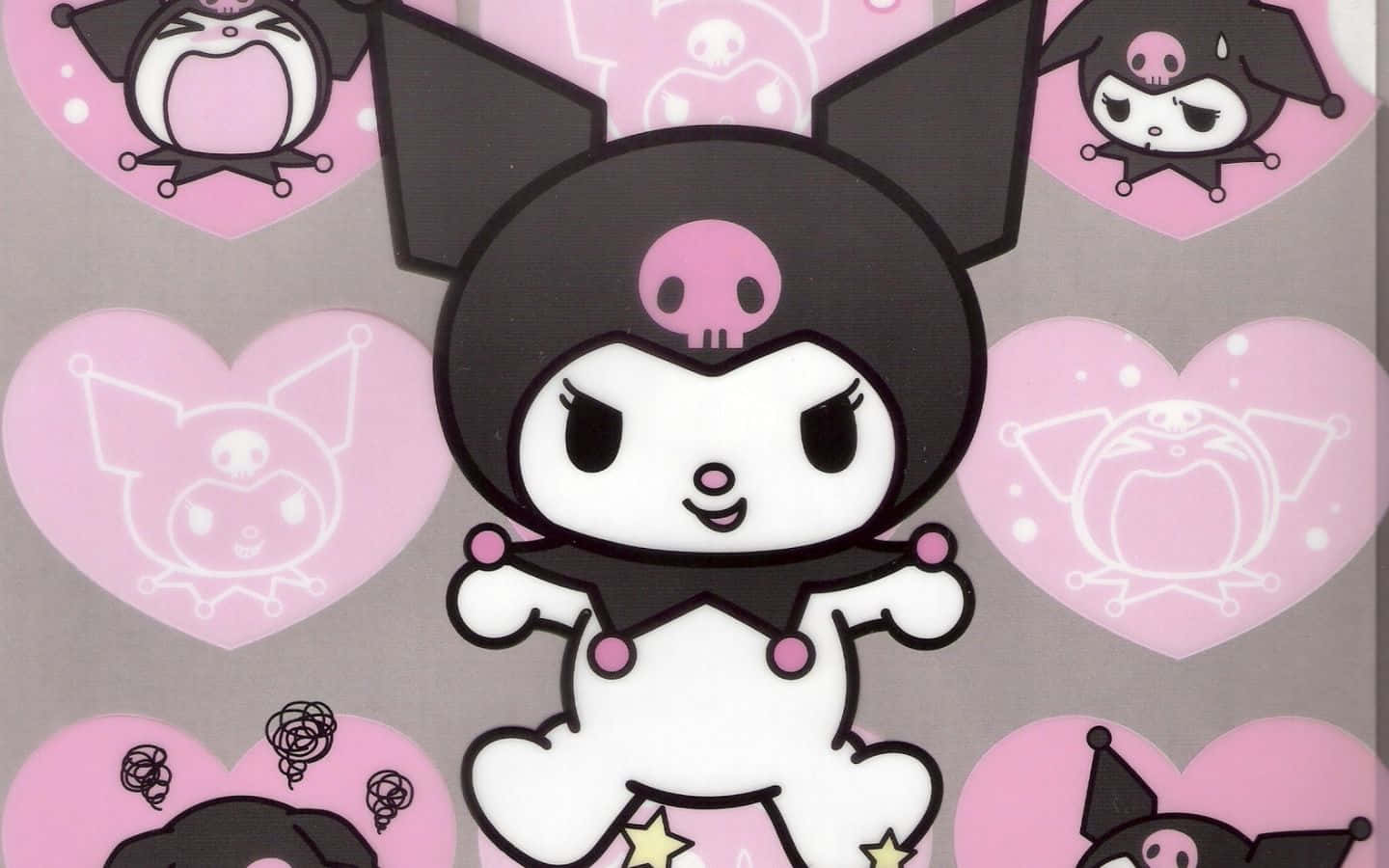 Hello Kitty And Friends 桌布 壁紙 — 一個開心的Kuromi角色，身穿黑色和粉紅色，站在粉紅色心形和骷髏圖案的背景中央。