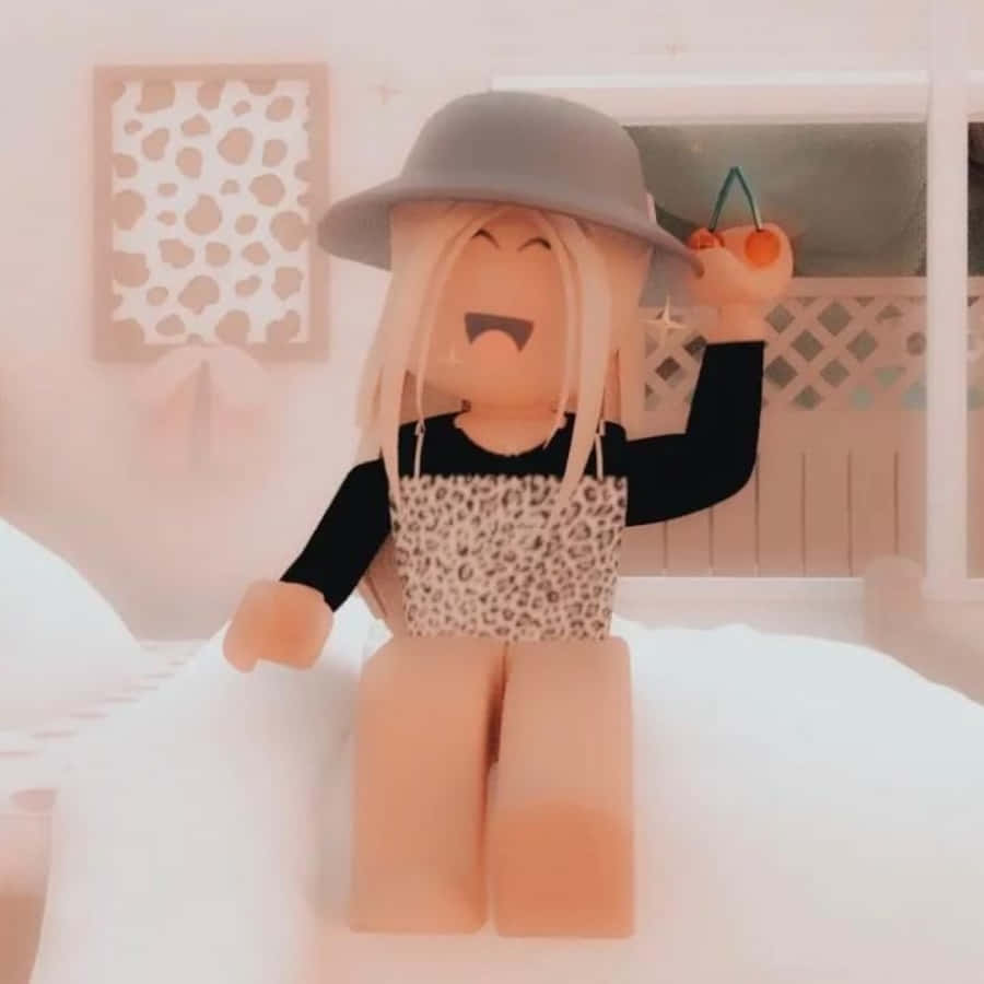 TikTok 動圖 桌布 壁紙 — 一個開心的Roblox頭像，金髮，戴灰色帽子，坐在毛茸茸的白色表面上，在粉紅色房間裡拿著櫻桃。