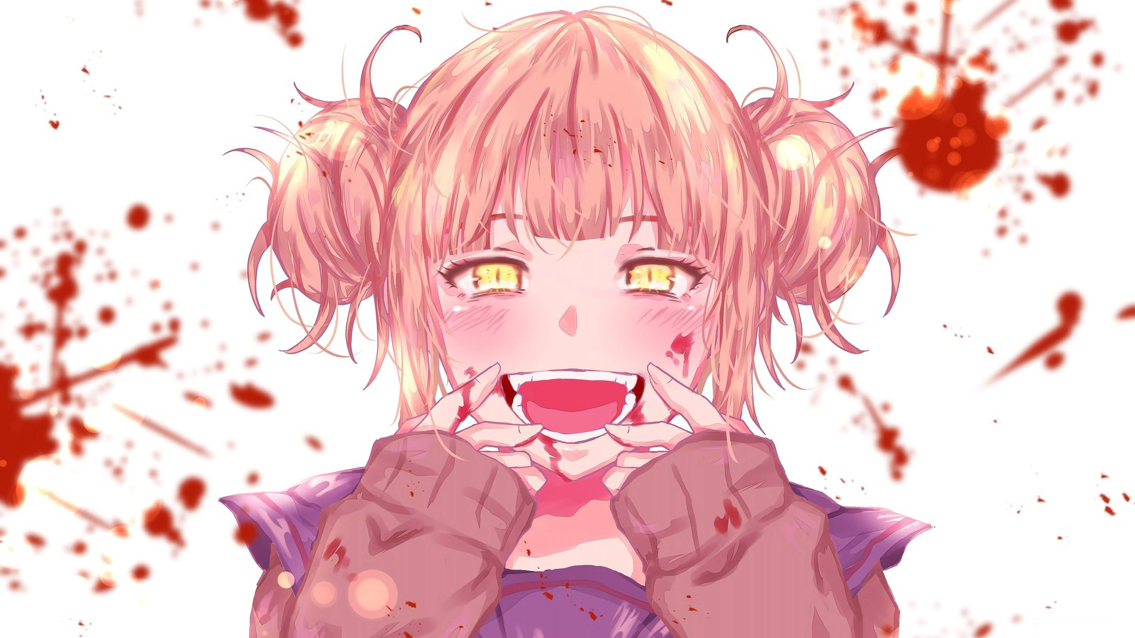 Toga 桌布 壁紙 — 一個開心的動漫女孩，粉紅色頭髮和黃色眼睛，在白色背景上咧嘴大笑，周圍有血濺。