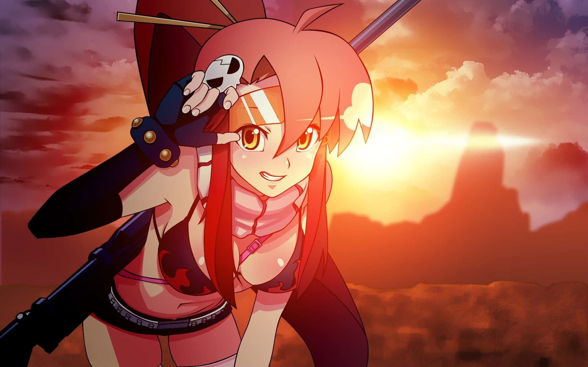 yoko littner 桌布 壁紙 — 一個開心的動漫女孩，紅髮，手持骷髏主題武器，自信地站在熾熱的日落沙漠背景下。