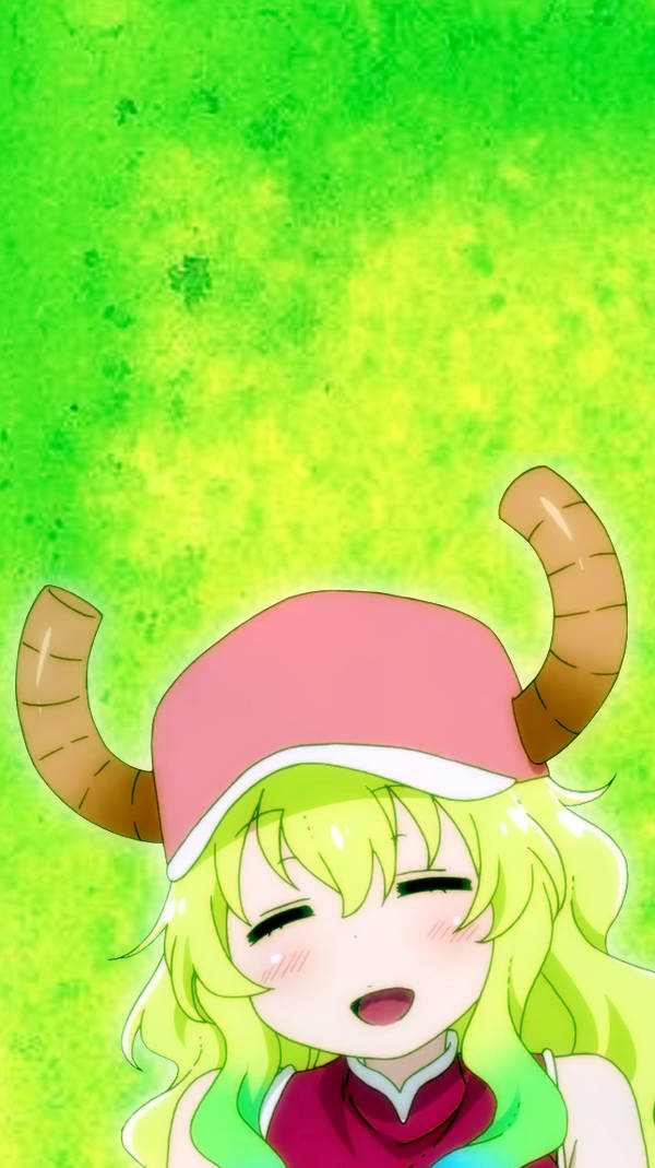 Lucoa 桌布 壁紙 — 一個開心的動漫女孩，綠色頭髮和棕色角，在粉紅色帽子下微笑，背景是充滿活力的綠色水彩。
