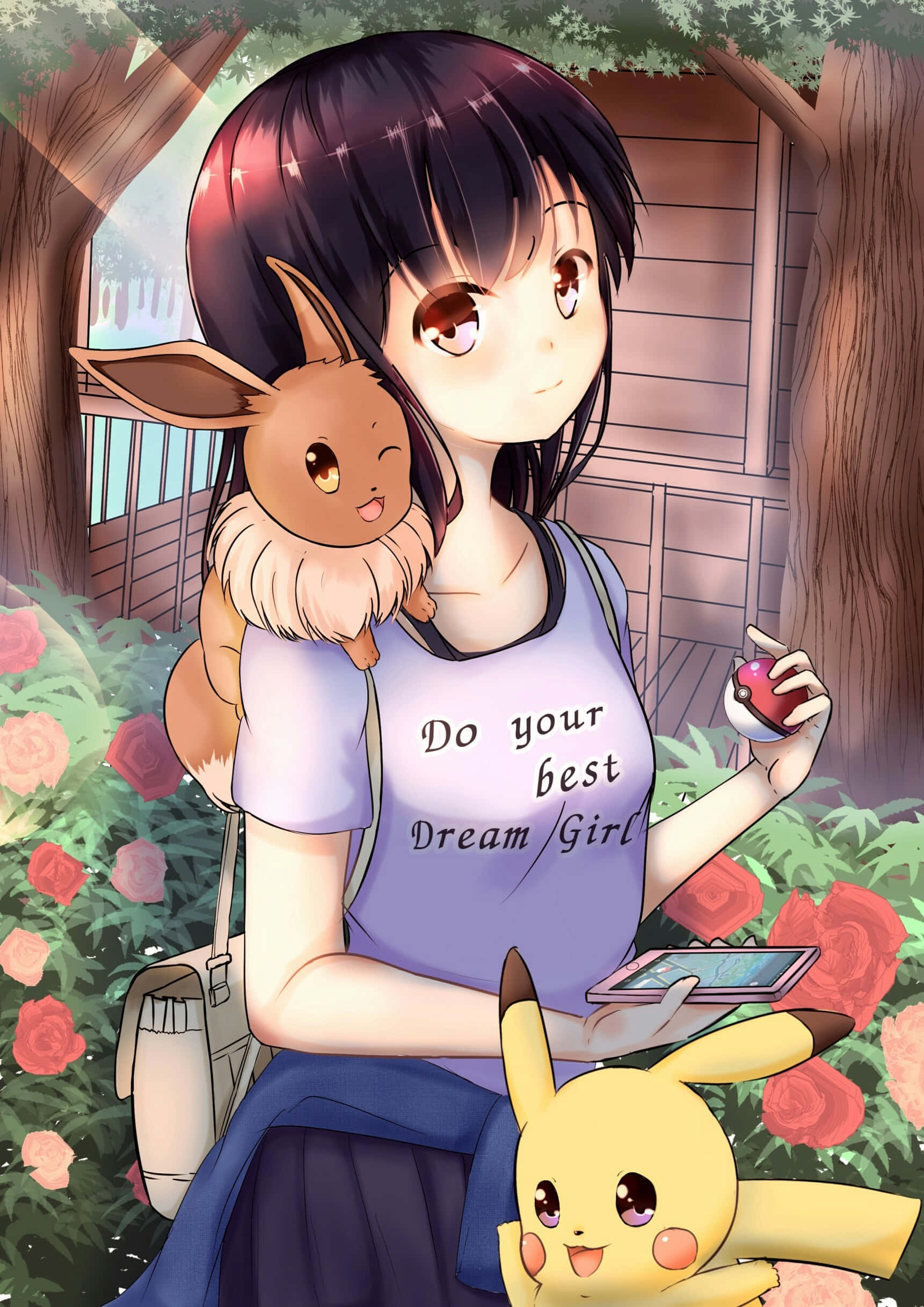 Cute Pikachu And Eevee 桌布 壁紙 — 一個開心的動漫女孩，肩上有一隻伊布，腳邊有一隻皮卡丘，坐在盛開的玫瑰中，手持精靈球。