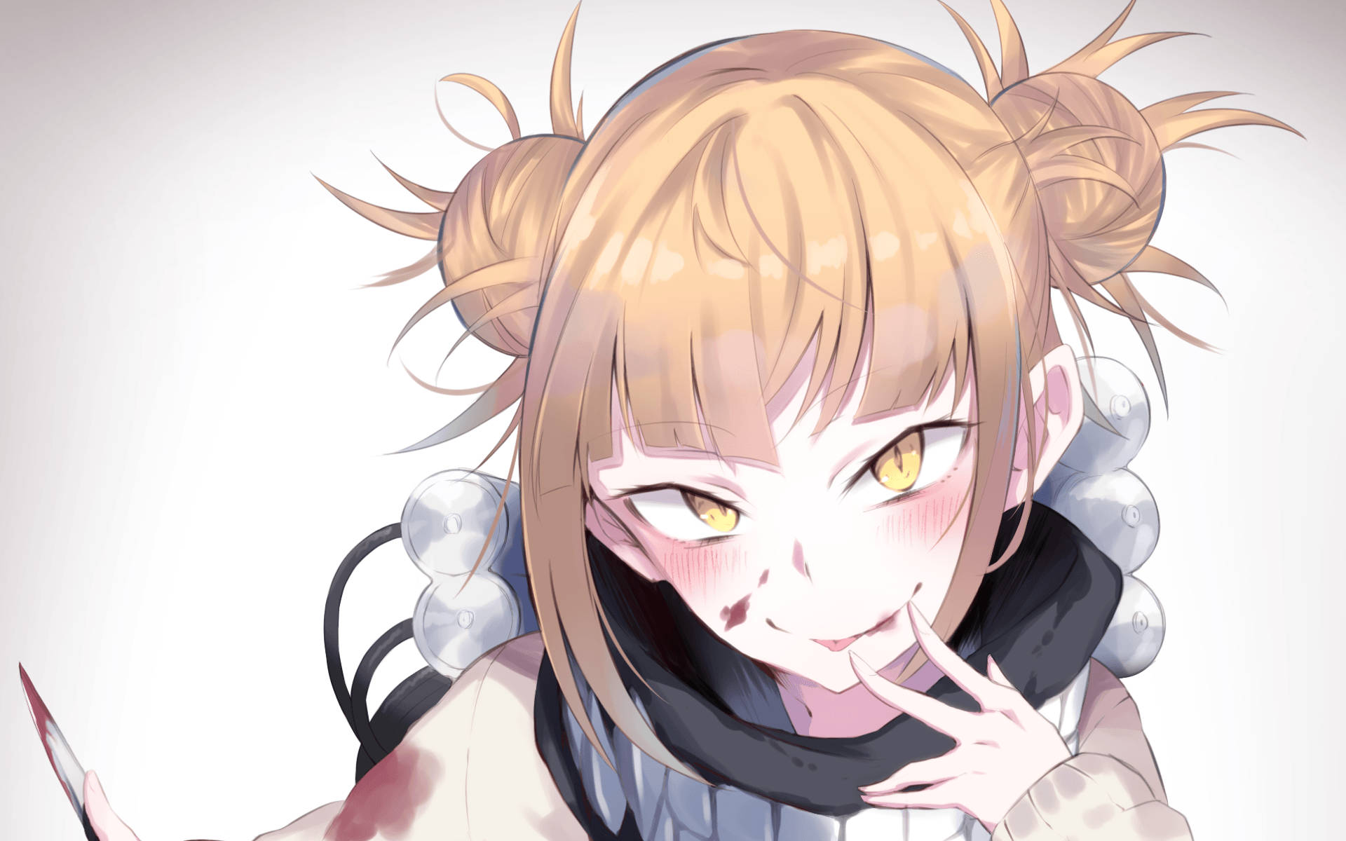Toga 桌布 壁紙 — 一個開心的動漫女孩，金色雙馬尾，黃色眼睛，在純色背景前拿著刀眨眼。