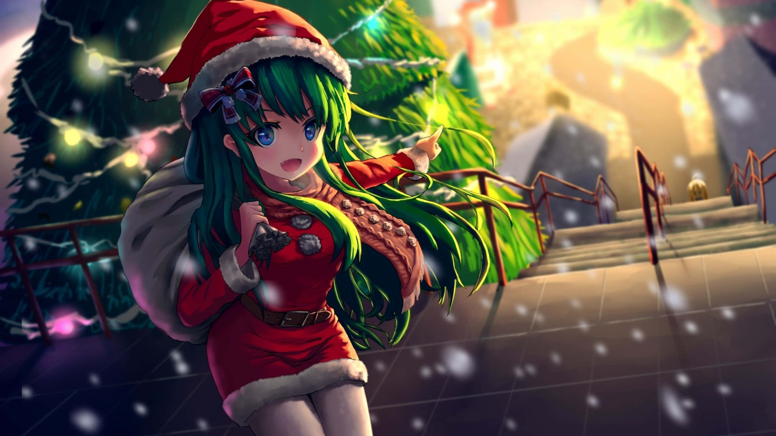 1920x1080 HD Christmas 桌布 壁紙 — 一個開心的動漫女孩有綠色頭髮，穿著聖誕老人服裝，背著一個袋子，站在有雪的樓梯上，旁邊是一棵點亮的聖誕樹。