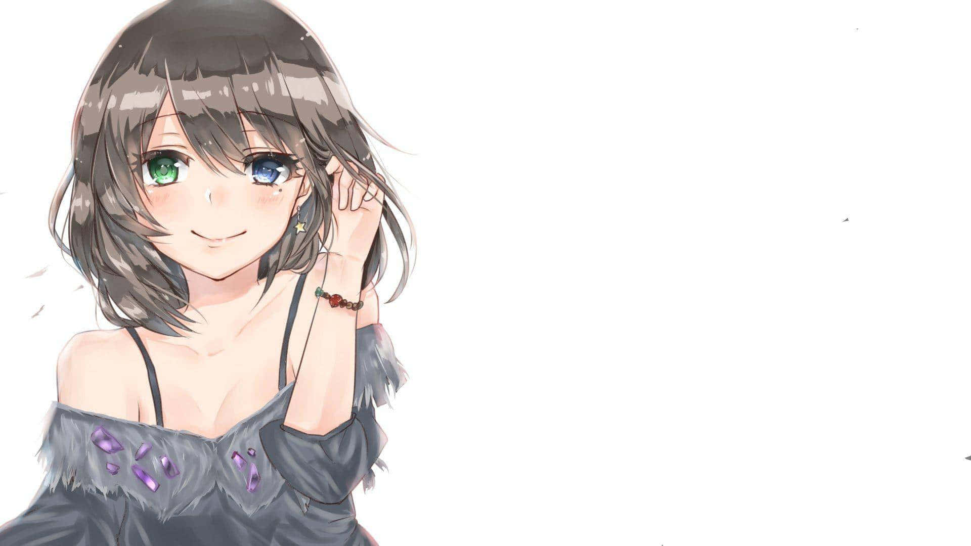 可愛 桌布 壁紙 — 一個開心的動畫女孩，擁有異色瞳和灰色頭髮，在純白背景前微笑著觸摸耳朵。