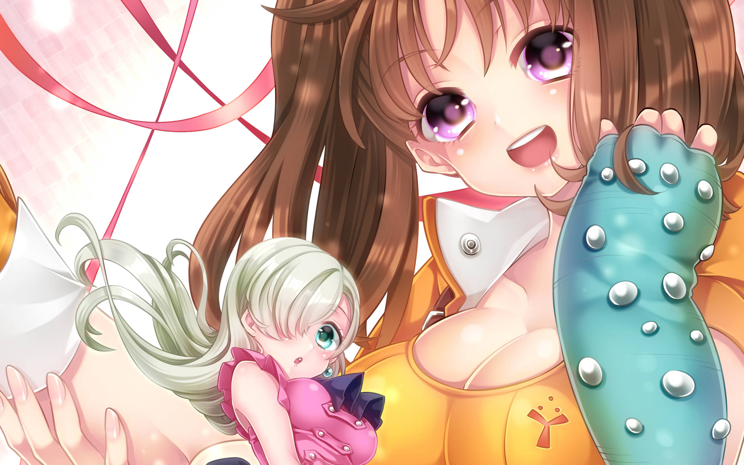 伊莉莎白·里昂絲 桌布 壁紙 — 一個開心的動畫女孩，棕色頭髮，紫色眼睛，抱著一個銀色頭髮的小娃娃，在柔和的粉紅色背景下燦爛地微笑。