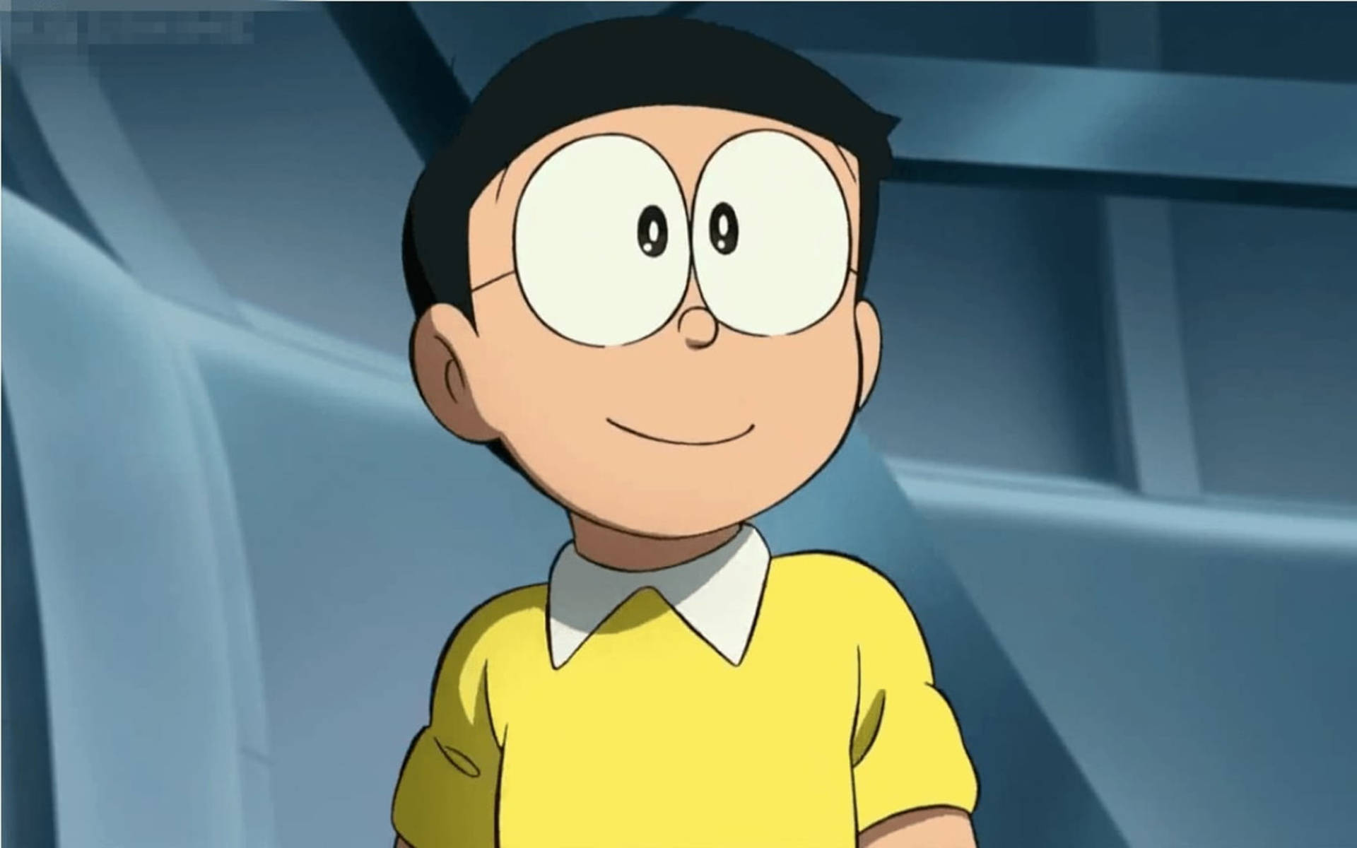 Animated Cartoon 桌布 壁紙 — 一個開心的動畫男孩，有大圓眼睛和黑頭髮，穿著黃色襯衫配白色領子，背景是清涼的藍色。