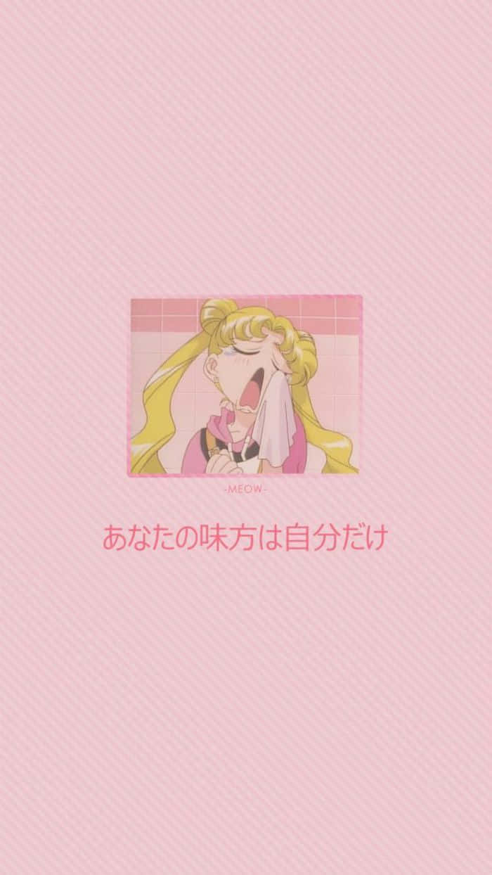 美少女戰士 桌布 壁紙 — 一個開心的金髮動漫女孩，在柔和的粉紅色斜紋背景前，拿著粉紅色毛巾笑著。
