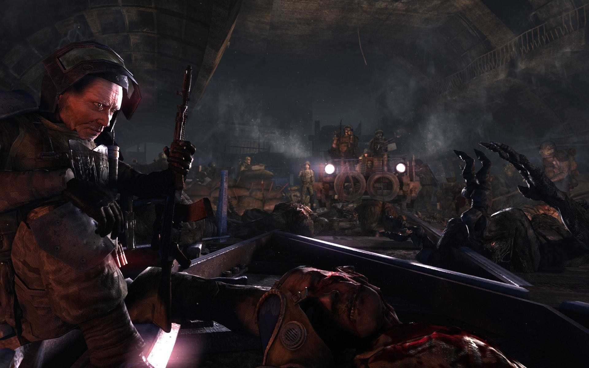 Metro 2033 桌布 壁紙 — 一個陰沉的士兵在一個被毀的地下掩體中，在閃爍的燈光下面對成群怪誕的殭屍。