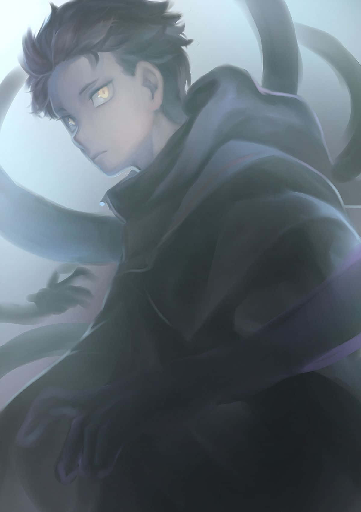 Subaru Natsuki 桌布 壁紙 — 一個陰鬱的動漫角色，擁有發光的黃色眼睛和深色斗篷，站在朦朧的光線背景前。