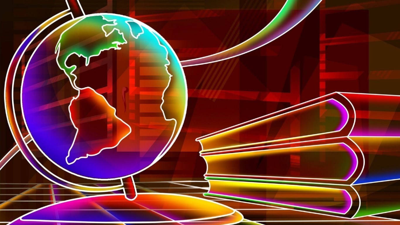 Educational 桌布 壁紙 — 一個霓虹燈照亮的地球儀和堆疊的書本在黑暗抽象背景上發出鮮豔的彩虹輪廓光芒。