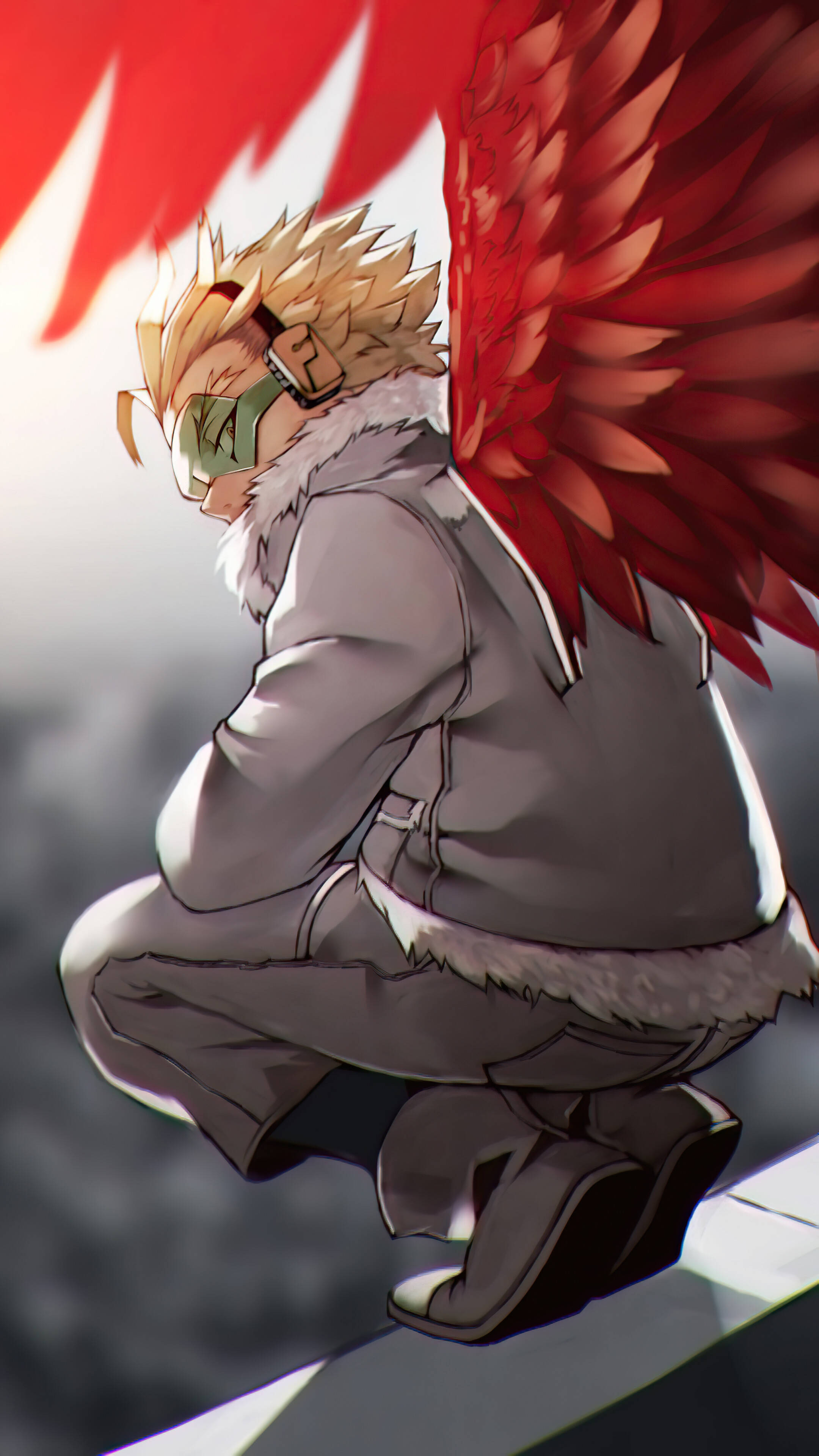 動漫男孩 桌布 壁紙 — 一個頭髮豎起的動漫男孩，長著紅色翅膀，蹲在壁架上，背景是火紅的天空。