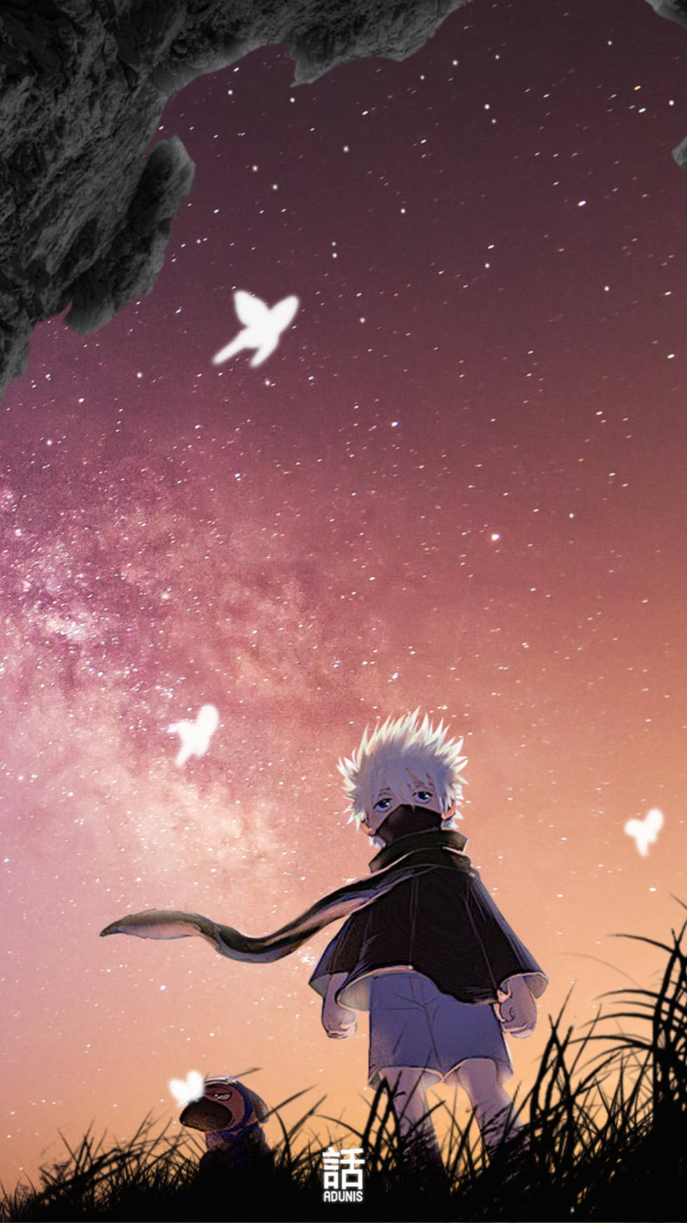 Naruto Kakashi 桌布 壁紙 — 一個頭髮豎起的動漫男孩披著斗篷，仰望繁星點點的暮色天空，發光的白色鳥兒在他周圍飛翔。
