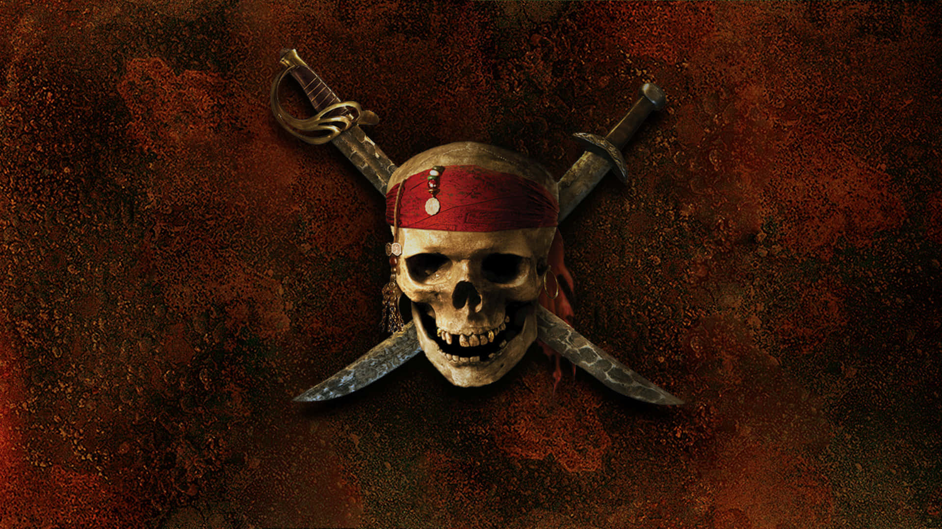 Pirates Of The Caribbean 桌布 壁紙 — 一個風化的海盜骷髏頭，戴著紅色頭巾，交叉的劍，放在粗糙的鏽色背景上。
