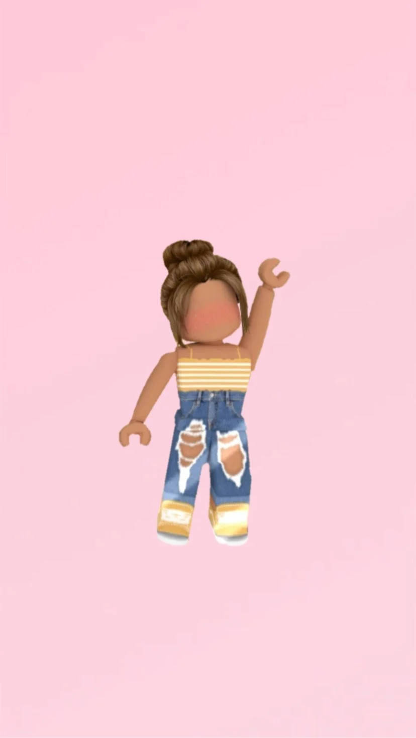 Roblox Pink 桌布 壁紙 — 一個風格化的 Roblox 頭像，棕色頭髮盤成髮髻，穿著破洞牛仔褲和條紋上衣，背景為純粉紅色。