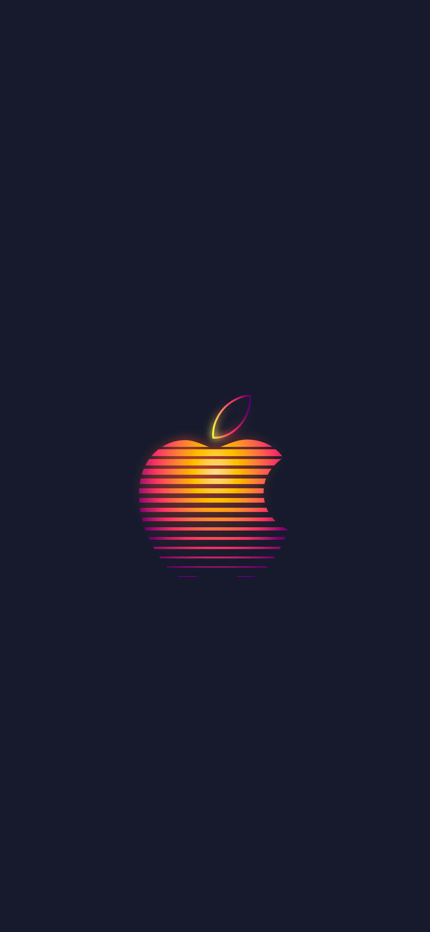 桌布 壁紙 — 一個風格化的Apple標誌，帶有水平漸變條紋，在深海軍藍背景上溫暖地發光。