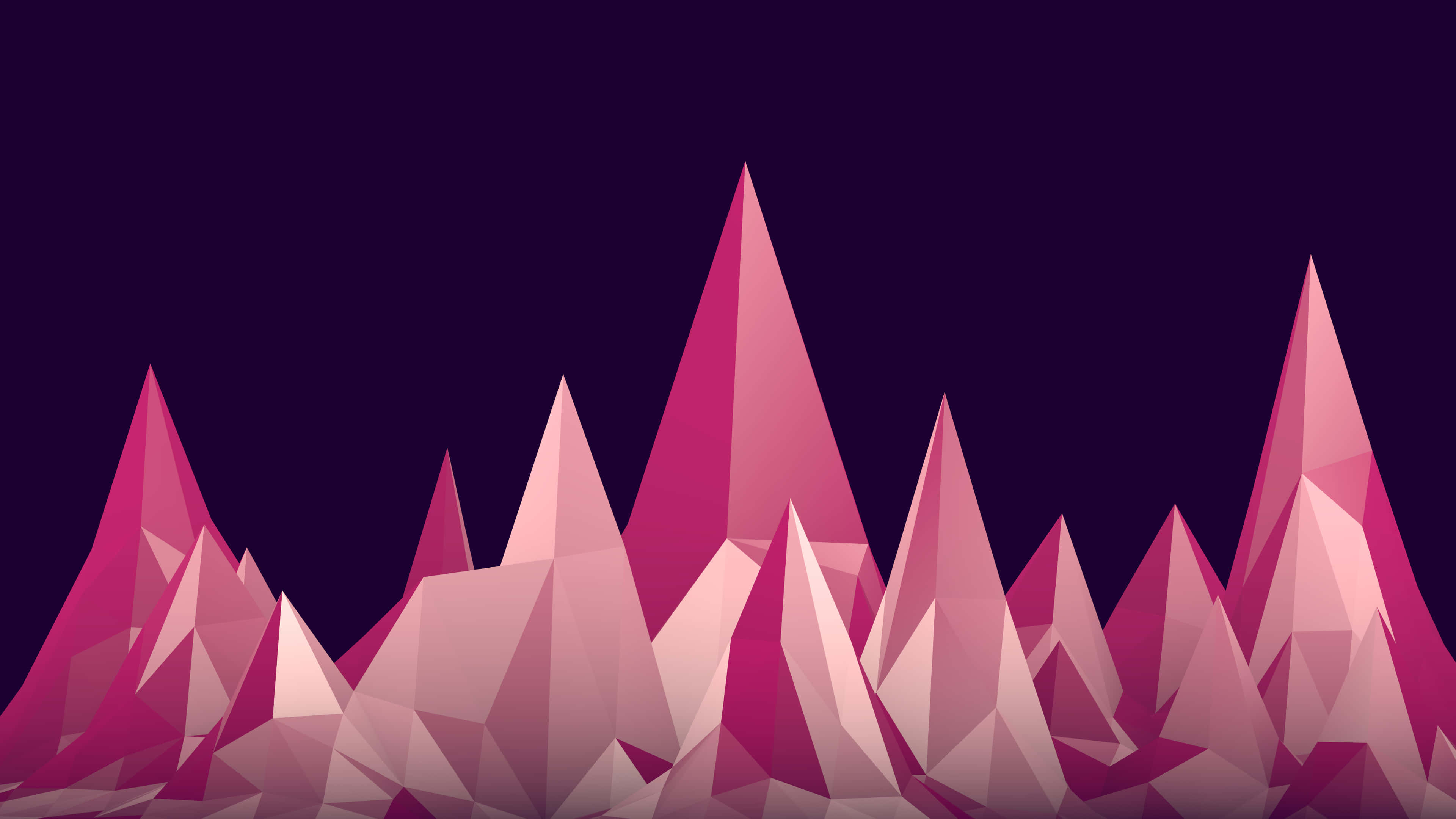Minimalist Pink 桌布 壁紙 — 一個風格化的低多邊形山脈，以漸變粉紅色呈現，背景是深紫色的夜空。