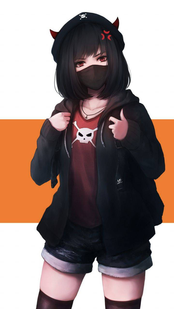 白色 桌布 壁紙 — 一個風格化的動漫女孩，黑髮、惡魔角和面具，在橙色和白色背景前穿著骷髏T恤和連帽衫。