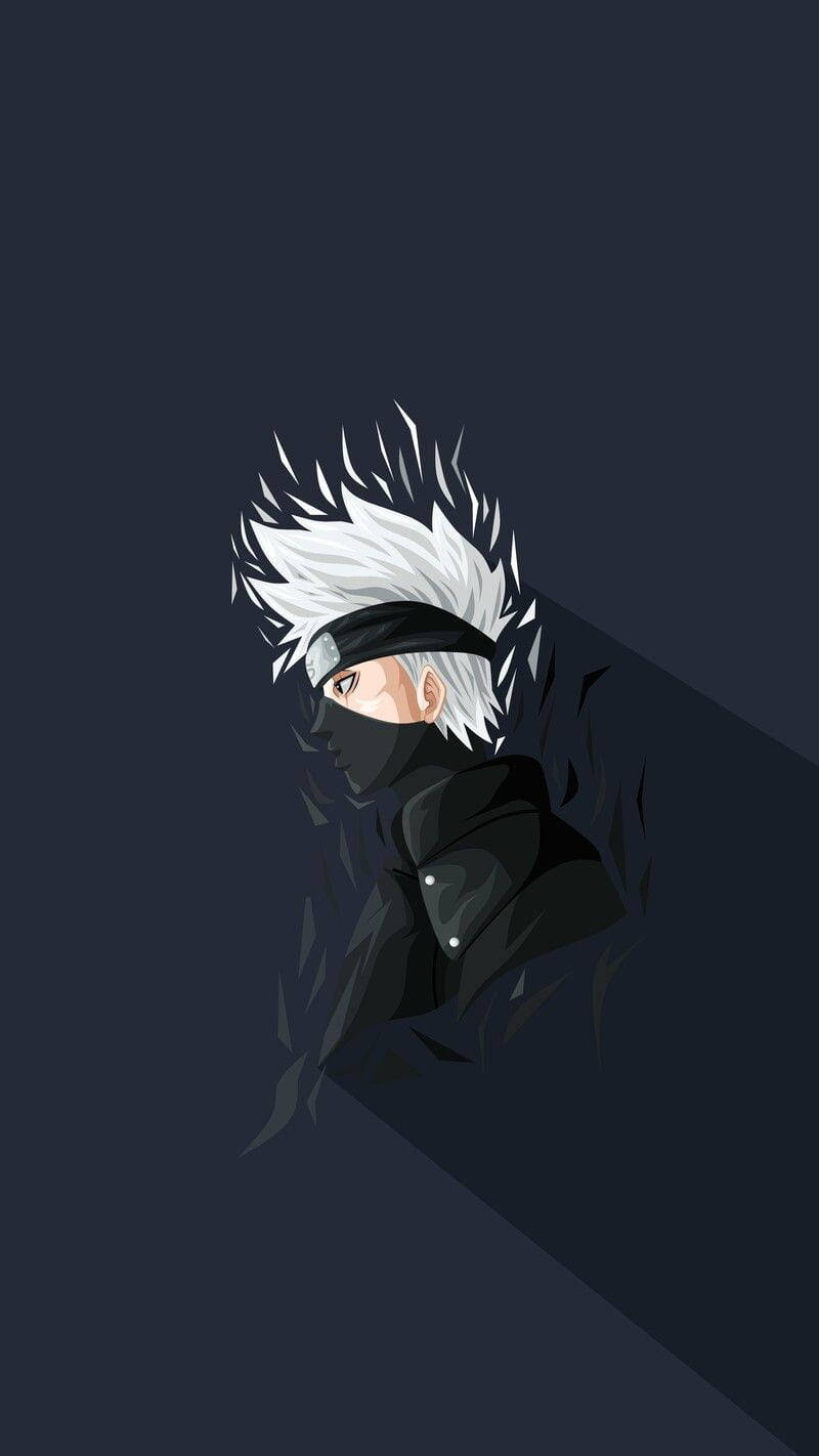 Naruto Kakashi 桌布 壁紙 — 一個風格化的動漫忍者，有著尖刺的白髮和黑色面具，從陰影中浮現，背景為深藍色。