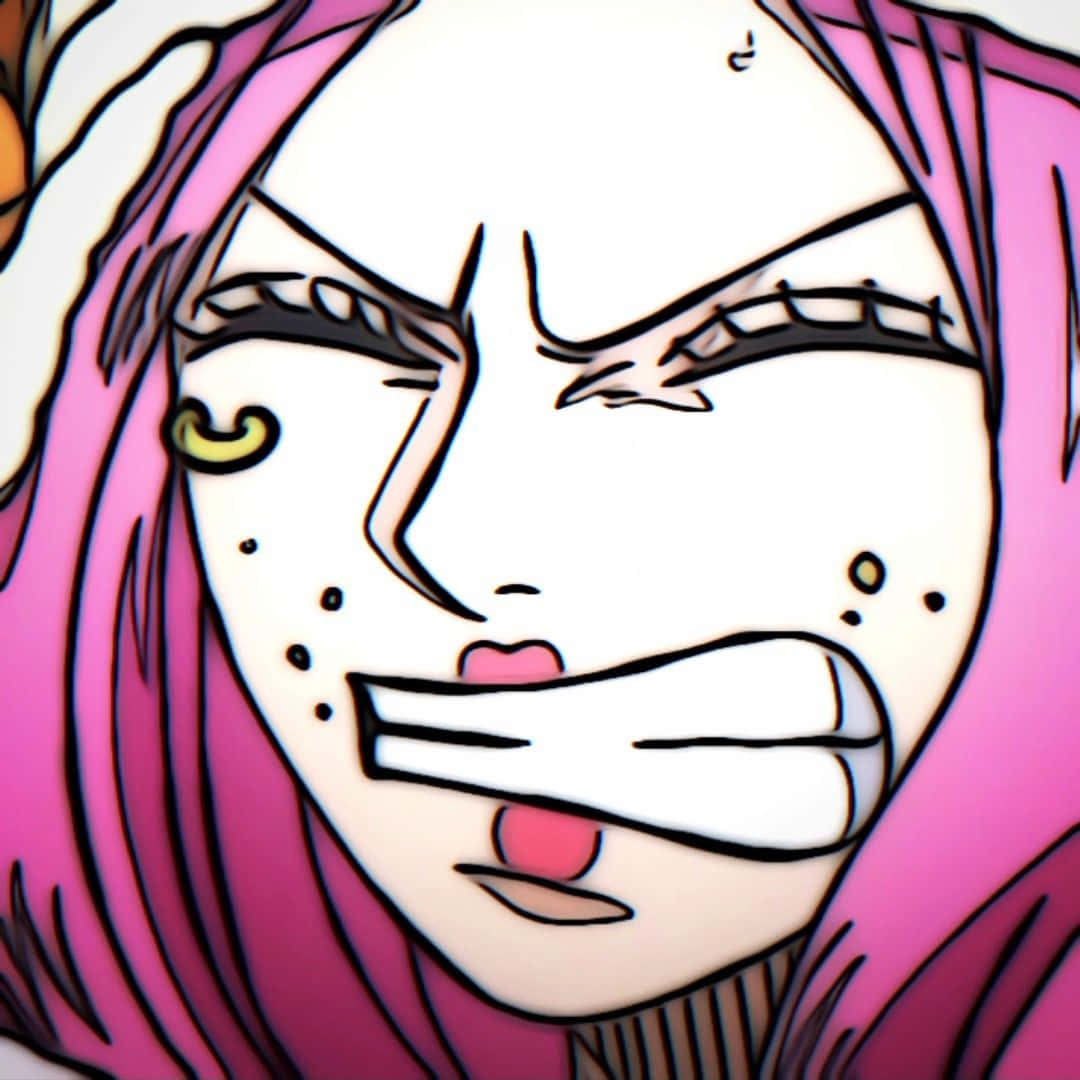 Jewelry Bonney 桌布 壁紙 — 一個風格化的動漫角色，擁有粉紅色頭髮和兇猛的表情，眼睛瞇起，牙齒露出咆哮的樣子。
