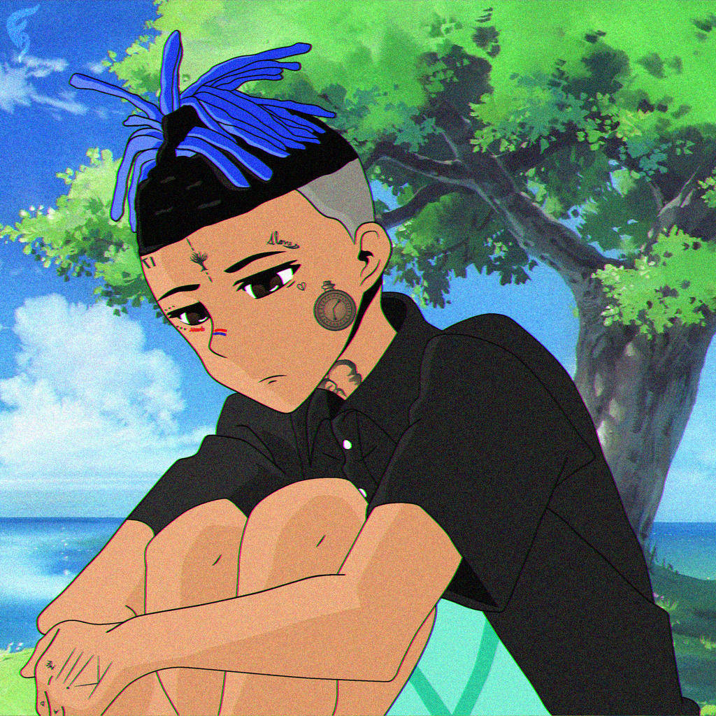 xxxtentacion 動畫 桌布 壁紙 — 一個風格化的動漫角色，擁有藍色辮子頭和刺青，沉思地坐在海邊一棵茂密的綠樹下。