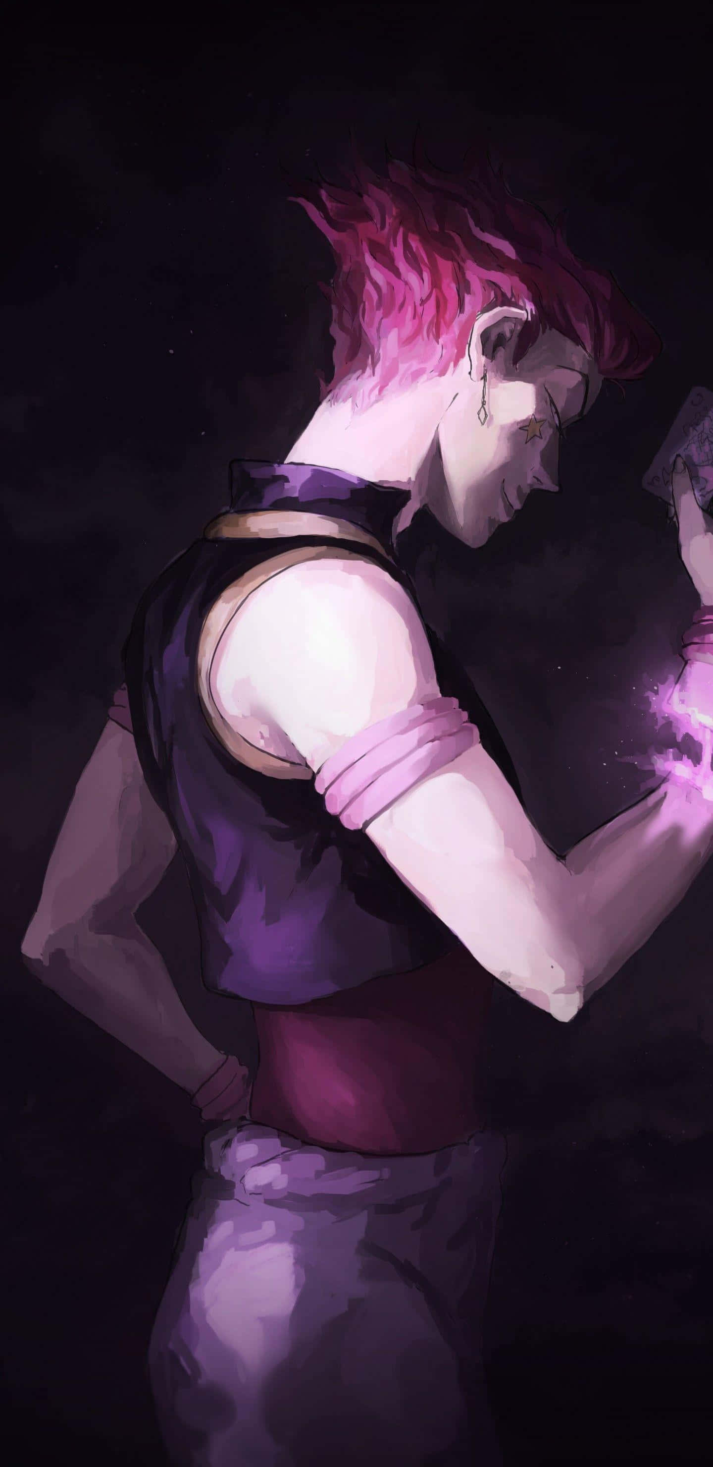 Hisoka Morow 桌布 壁紙 — 一個風格化的動漫角色，擁有鮮豔的粉紅色頭髮和發光的紫色能量，在黑暗的環境中。