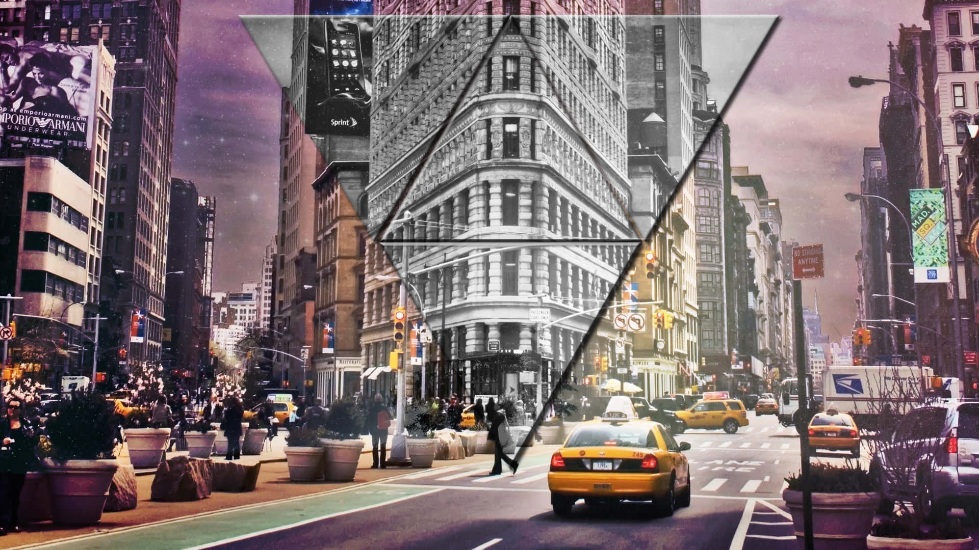 New York Art 桌布 壁紙 — 一個風格化的城市街道場景，有黃色計程車和行人在紫色暮色天空下。