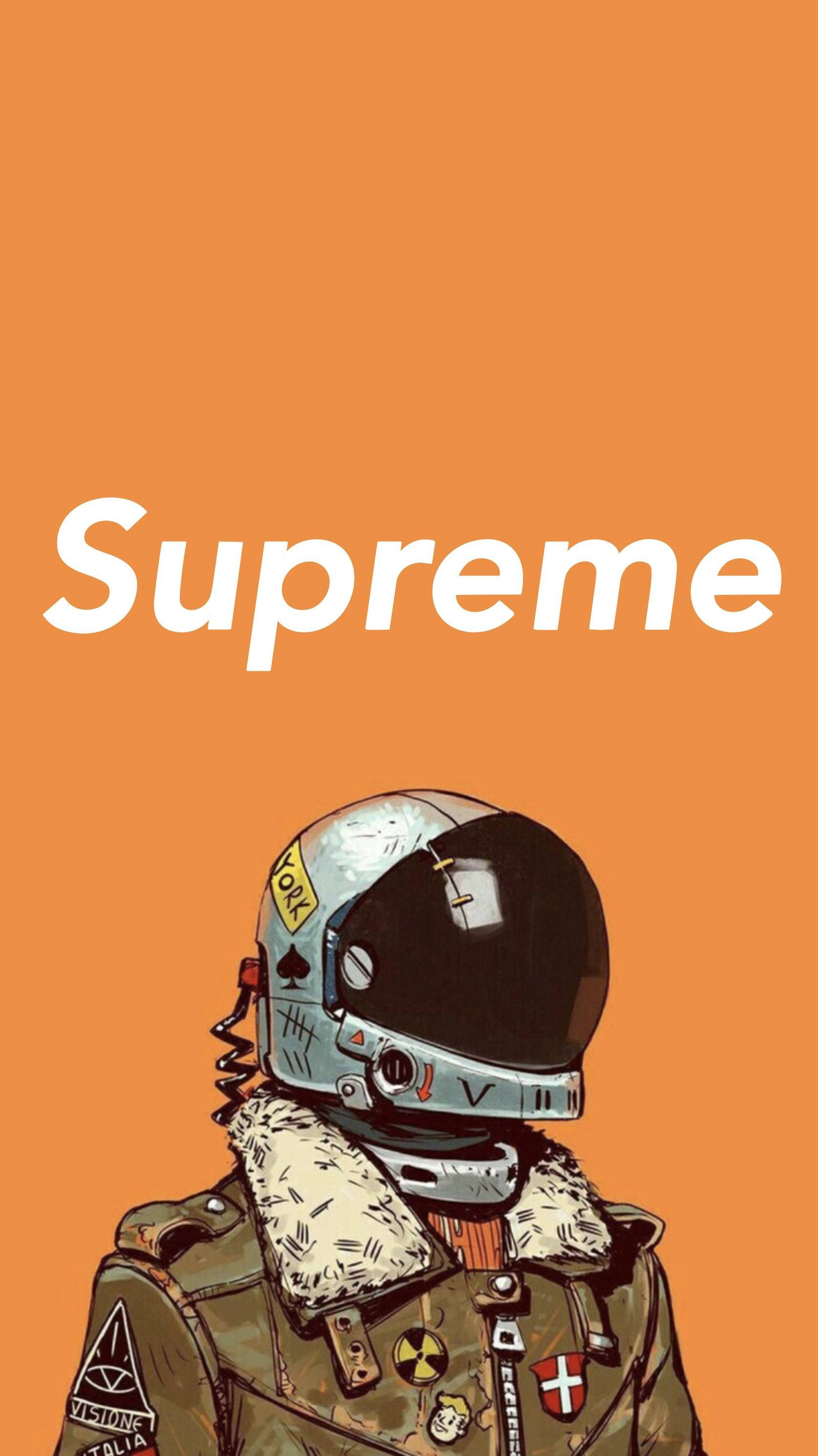 orange supreme 桌布 壁紙 — 一個風格化的太空人，戴著頭盔和帶有徽章的夾克，背景為純橙色，並帶有Supreme字樣。