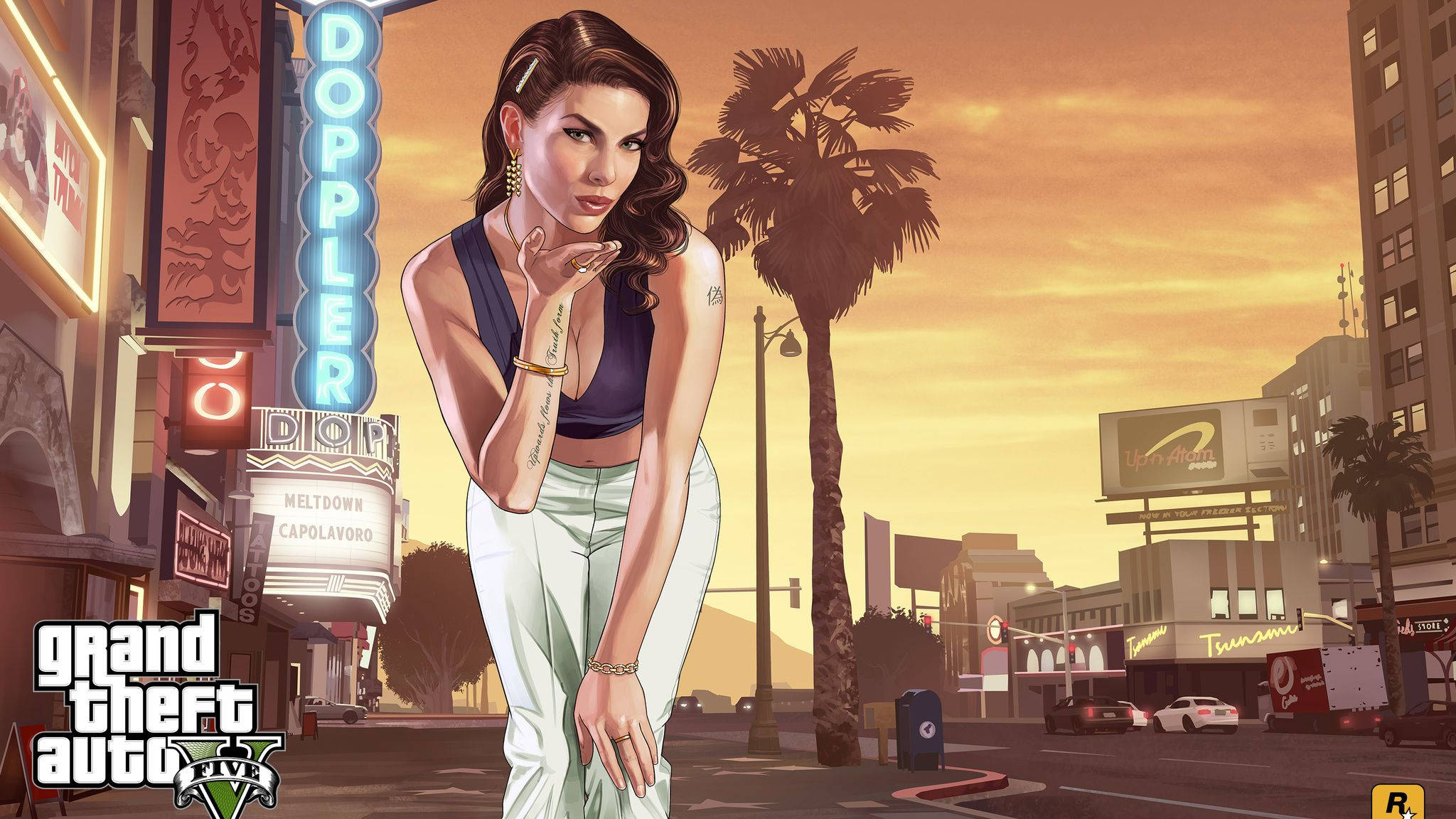 Gta 桌布 壁紙 — 一個風格化的女性在日落時分的城市景觀中，有棕櫚樹和發光的霓虹燈牌。