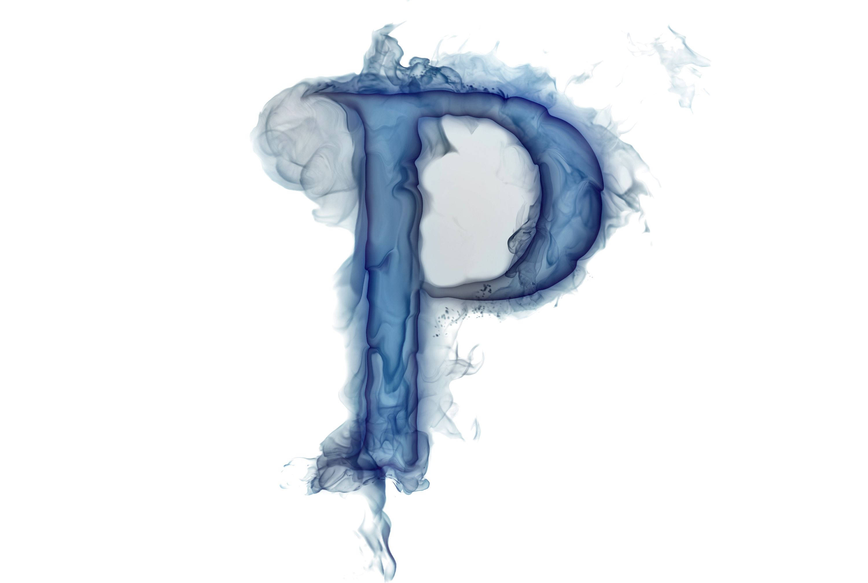 Letter P 桌布 壁紙 — 一個風格化的字母P，由旋轉的藍色煙霧在純白色背景上形成。