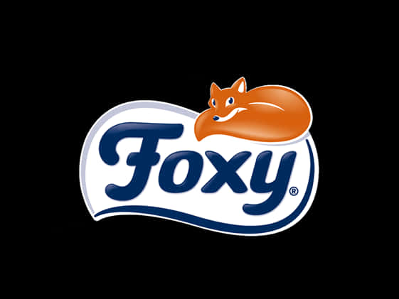 Logo Design 桌布 壁紙 — 一個風格化的橙色狐狸標誌，棲息在藍白相間的「Foxy」品牌標誌上，背景為純黑色。