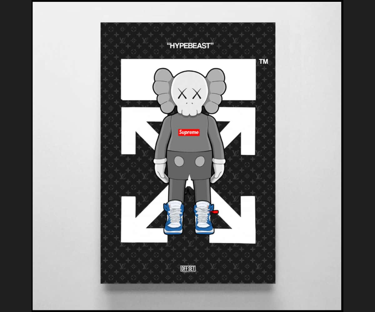 Kaws X Supreme 桌布 壁紙 — 一個風格化的灰色KAWS公仔，穿著Supreme襯衫和藍色運動鞋，站在帶有白色箭頭的黑色Louis Vuitton圖案背景前。