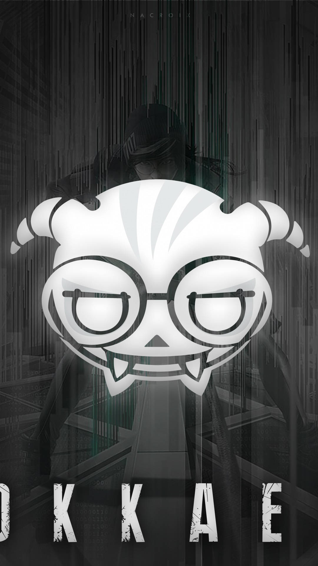 dokkaebi rainbow six siege 桌布 壁紙 — 一個風格化的白色卡通骷髏頭，戴著眼鏡和角，在黑暗的故障城市背景中發光。