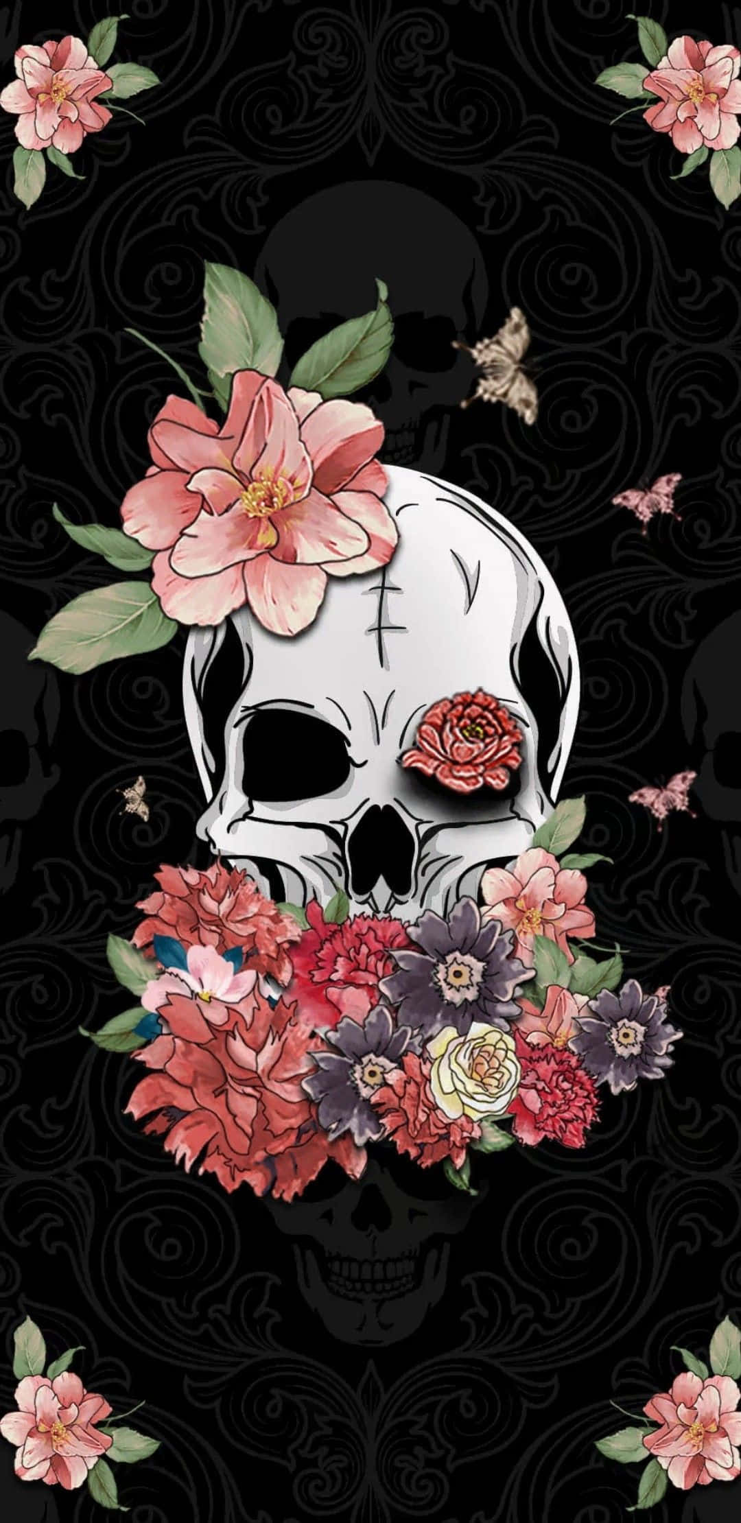 Day Of The Dead 桌布 壁紙 — 一個風格化的白色頭骨，飾有鮮豔的粉紅色、紅色和紫色花朵和蝴蝶，背景為黑色華麗背景。