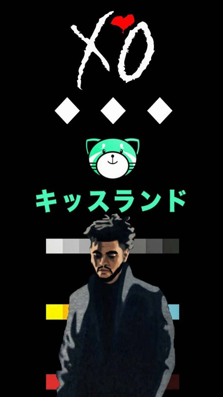 一個穿著深色外套的男人，上方有發光的日文字和卡通貓標誌。