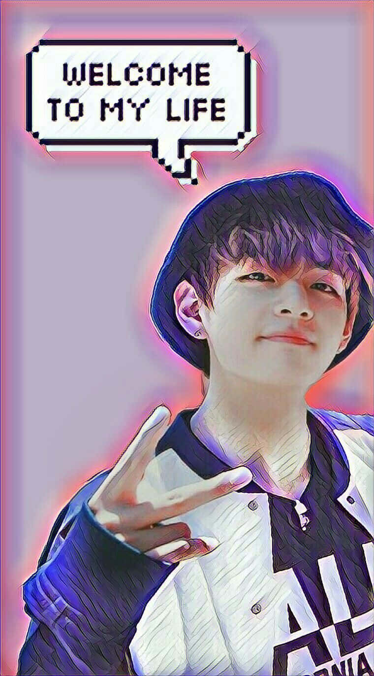 BTS V 動圖 桌布 壁紙 — 一個風格化的肖像，描繪一位紫髮年輕男子在像素化對話框下比出和平手勢，對話框寫著歡迎來到我的生活。