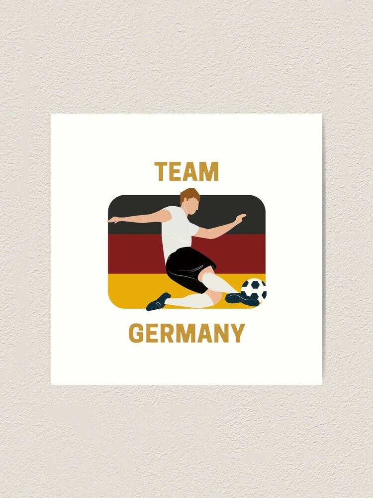 Animated 桌布 壁紙 — 一個風格化的足球運動員在德國國旗背景下動作，帶有 'TEAM GERMANY' 文字。