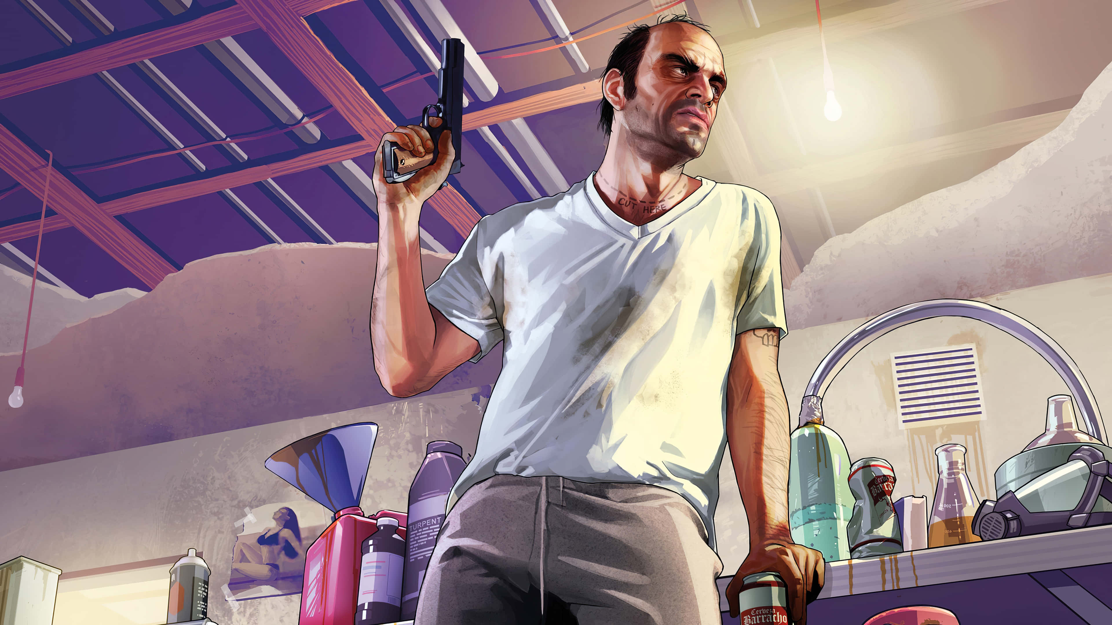 Gta 5 4K 桌布 壁紙 — 一個骯髒的動畫男子穿著污漬襯衫，在紫色天花板下的雜亂車庫中手持槍支。