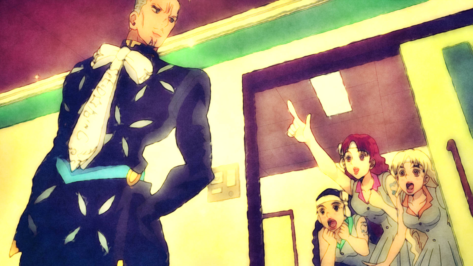 jojo 4K 桌布 壁紙 — 一個高大的動漫男人穿著葉子圖案西裝自信地站著，三個震驚的女人指著他，在一個溫暖照明的房間裡。