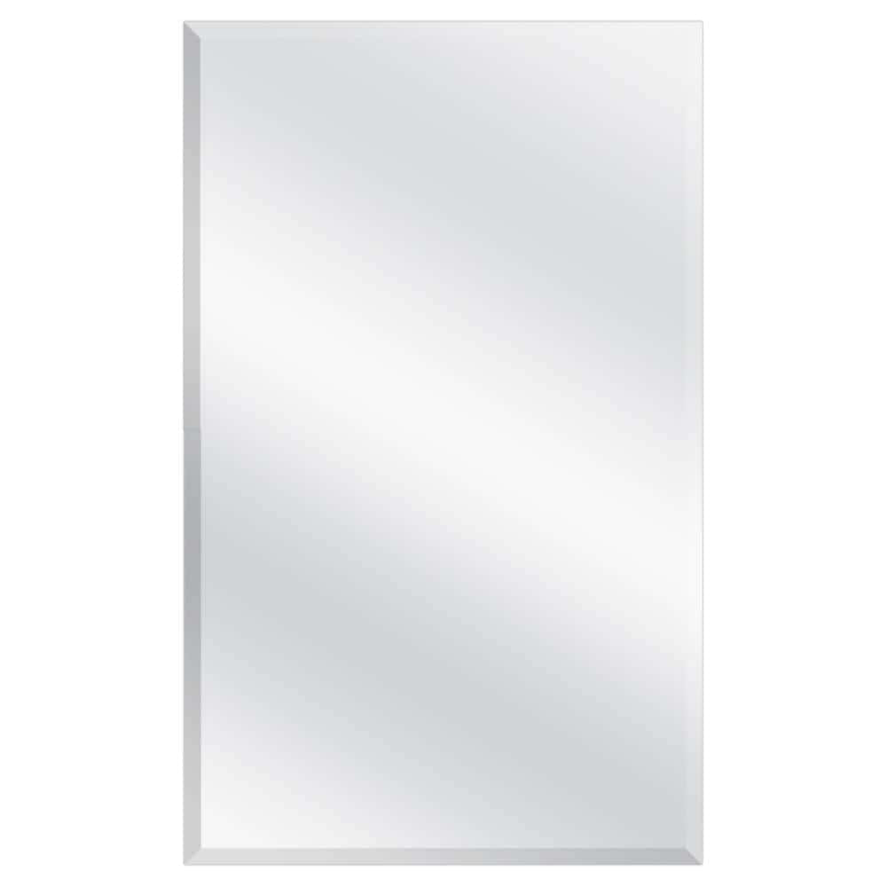 mirror 桌布 壁紙 — 一個高大的長方形鏡子，帶有纖細的銀色邊框，在白色背景上反射柔和環境光。