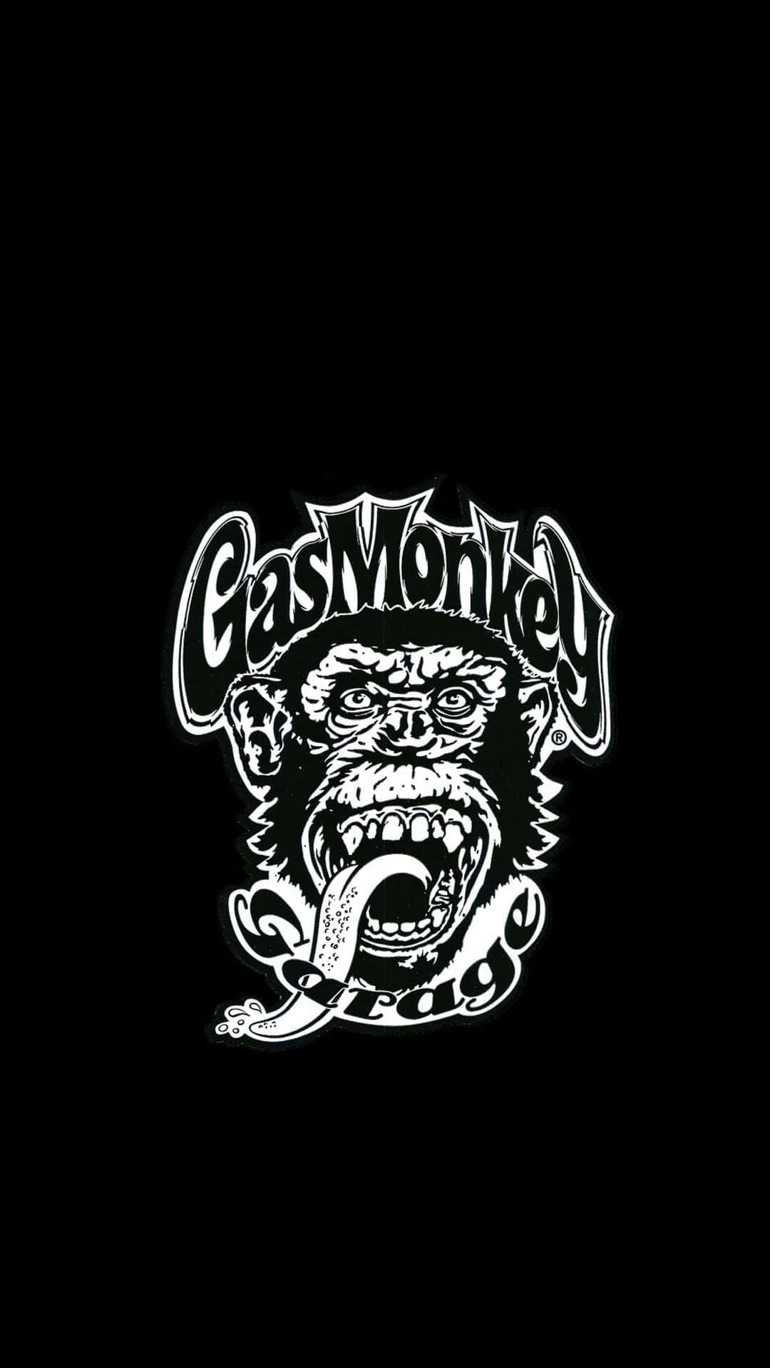 Monkey iPhone 桌布 壁紙 — 一個鮮明的白色風格化猴子標誌，上面有 'GasMonkey' 文字，背景為純黑色。