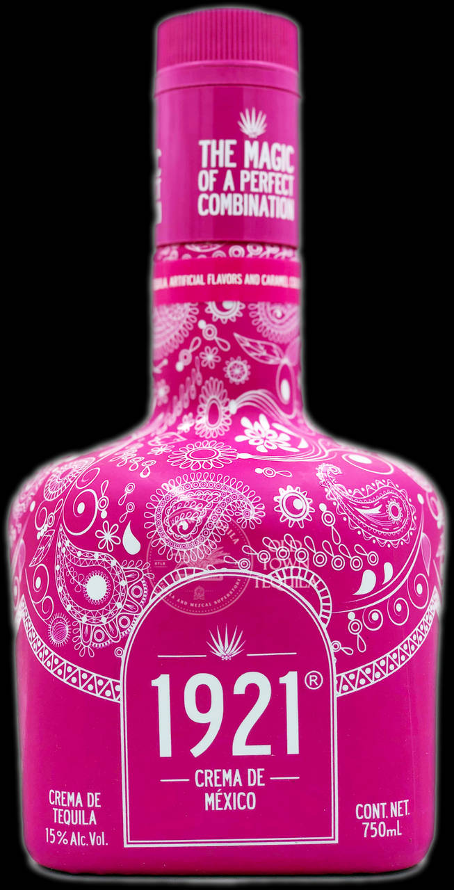 drinks 桌布 壁紙 — 一個鮮豔的粉紅色1921 Crema de Mexico龍舌蘭酒瓶，帶有白色佩斯利圖案和粗體文字，背景為黑色。