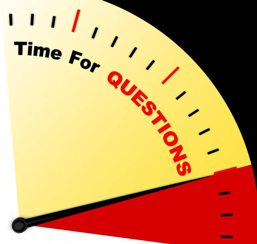 Questions 桌布 壁紙 — 一個黃色和紅色的半圓形儀表，上面用粗體黑色和紅色字體寫著「Time For QUESTIONS」。