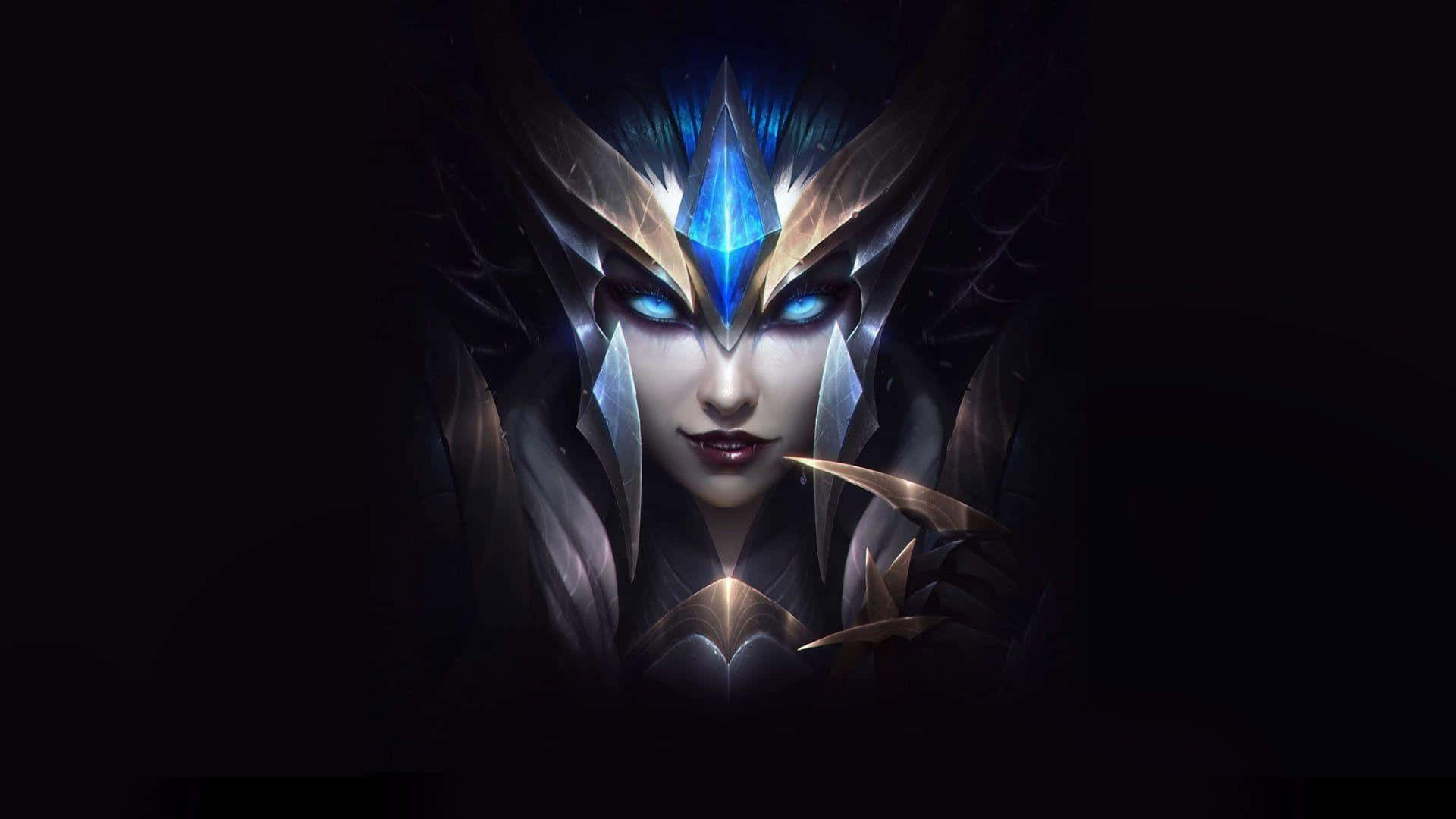 Best League Of Legends 桌布 壁紙 — 一個黑暗奇幻風格的女戰士肖像，擁有發光的藍色眼睛和閃耀的藍色水晶皇冠，背景為黑色。