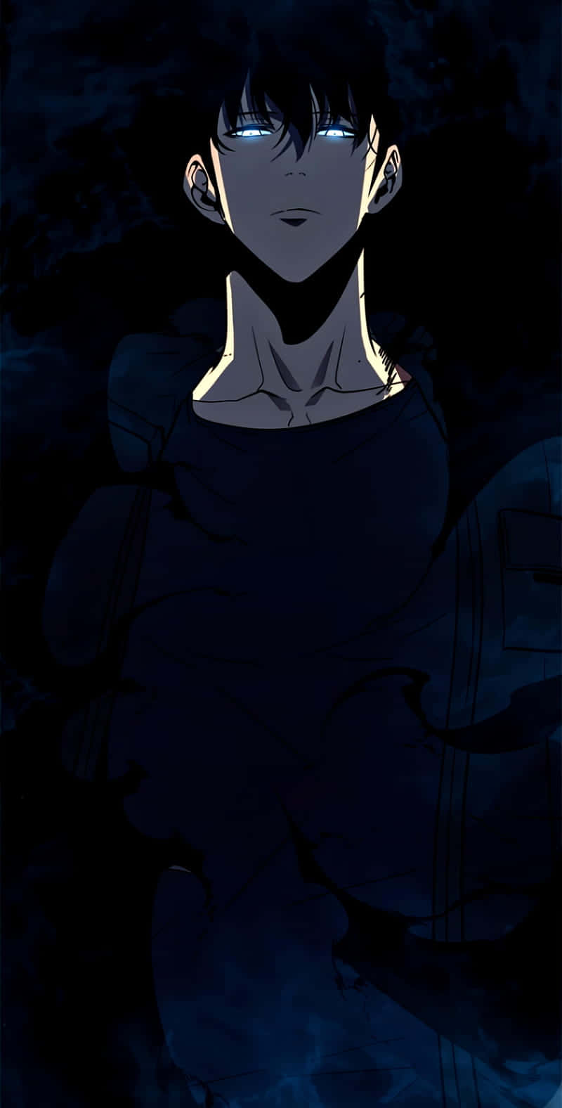 Dark Anime Boy 桌布 壁紙 — 一個黑暗的動漫男性角色，擁有發光的藍色眼睛，在陰暗的藍色環境中向前凝視。