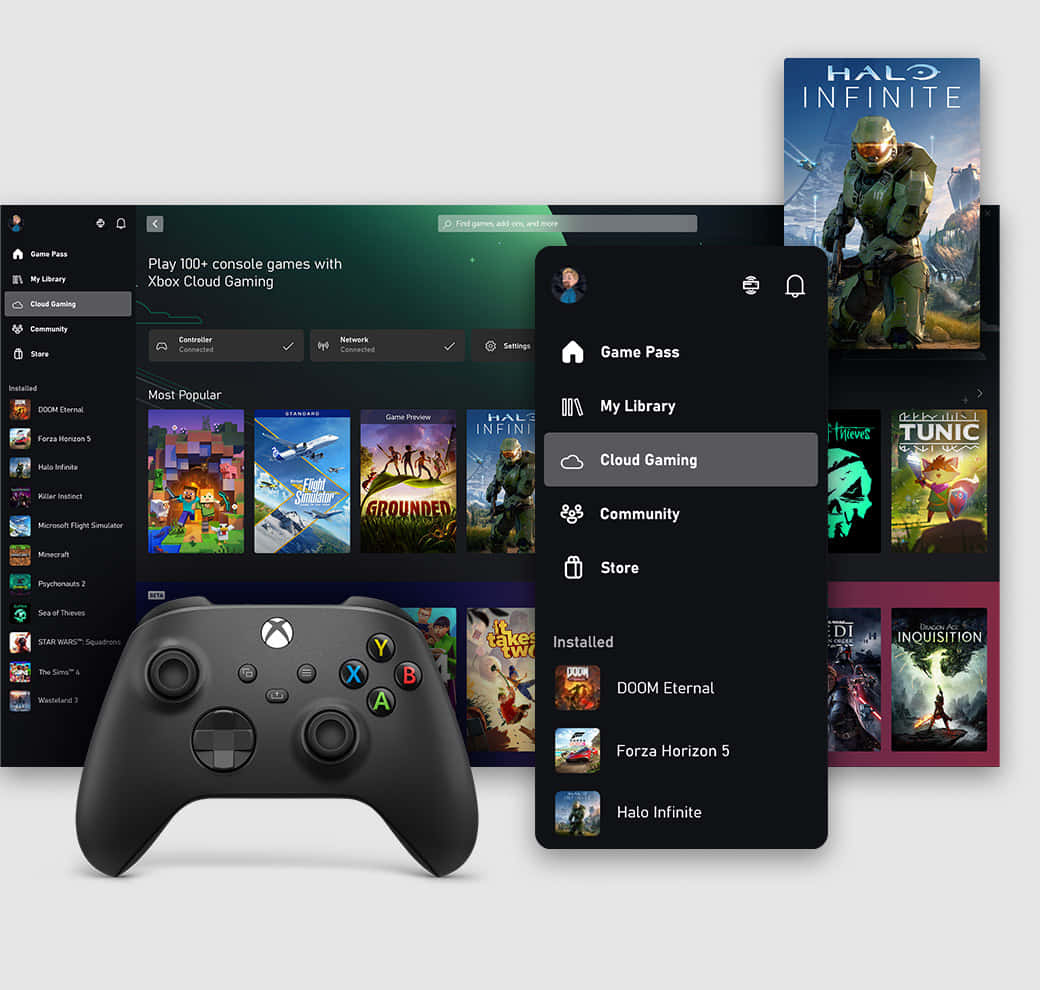 Xbox 桌布 壁紙 — 一個黑色Xbox手把放在Xbox應用程式介面前，展示雲端遊戲選項及熱門遊戲如Halo Infinite和Forza Horizon 5。