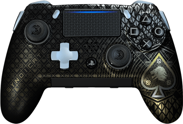 PlayStation 桌布 壁紙 — 一個黑色和金色的PlayStation控制器，飾有複雜的菱形和黑桃圖案，以及一個獅頭黑桃標誌。