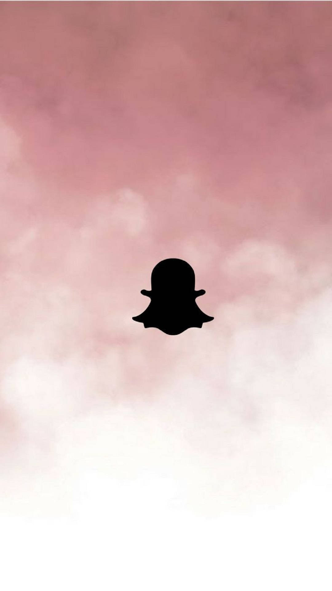 Snapchat 桌布 壁紙 — 一個黑色的Snapchat鬼魂標誌漂浮在柔和的粉紅色和白色雲天中。